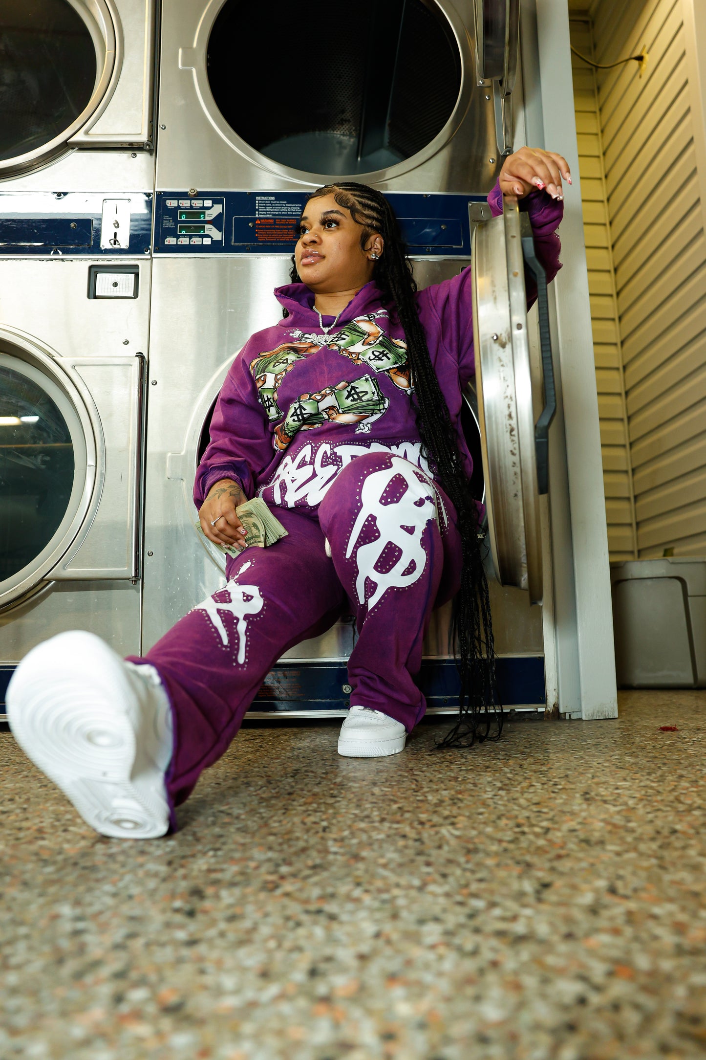“Generational Wealth” Single Waist Sweats